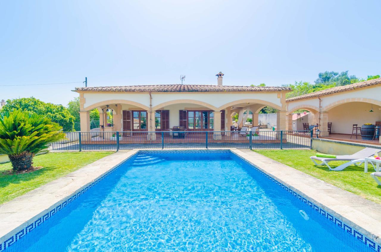 Ses Covetes Villa Petra  Exterior photo