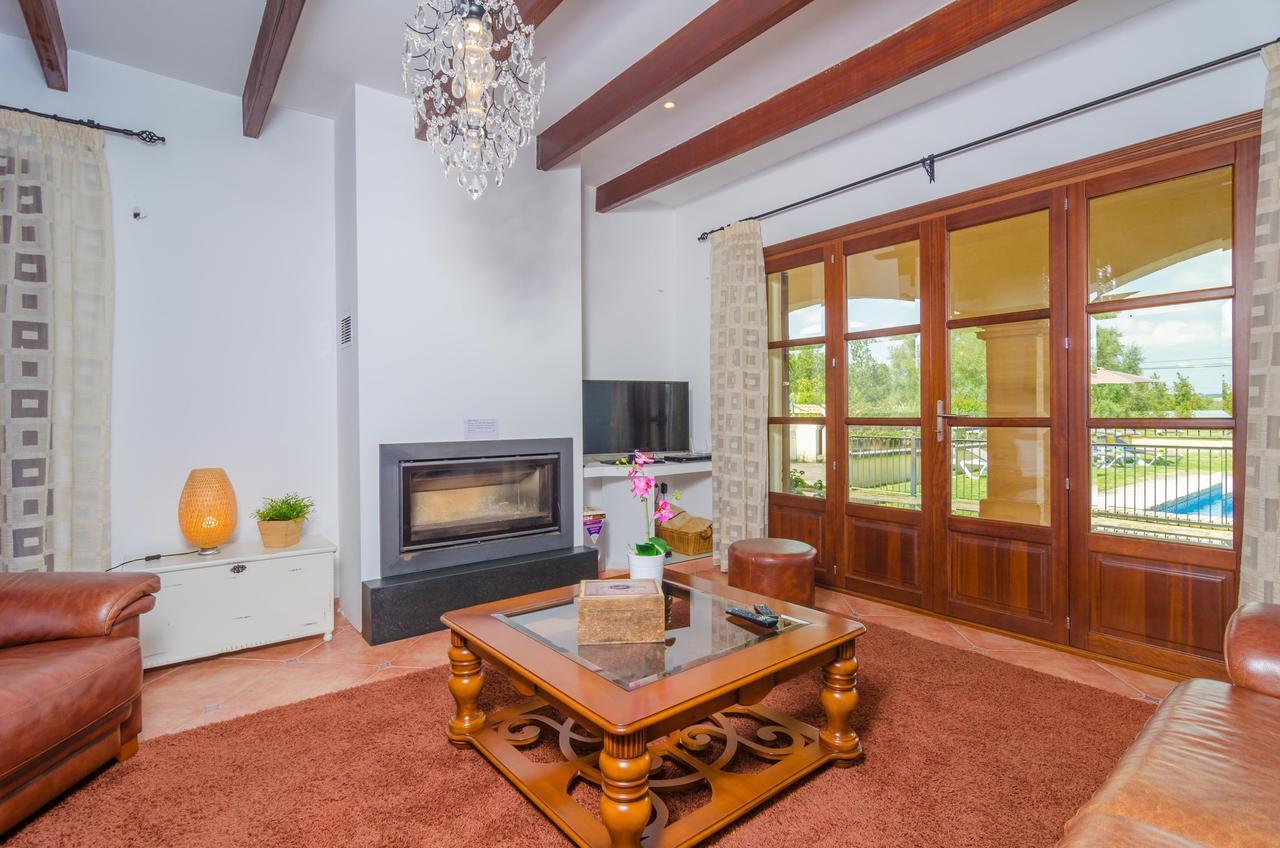 Ses Covetes Villa Petra  Exterior photo