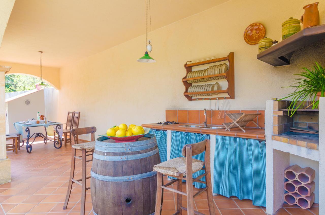 Ses Covetes Villa Petra  Exterior photo