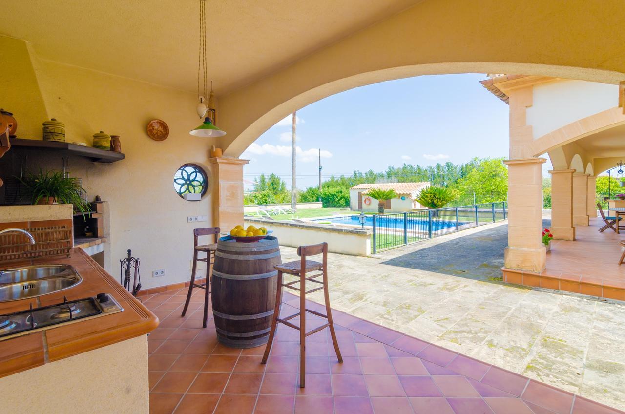 Ses Covetes Villa Petra  Exterior photo