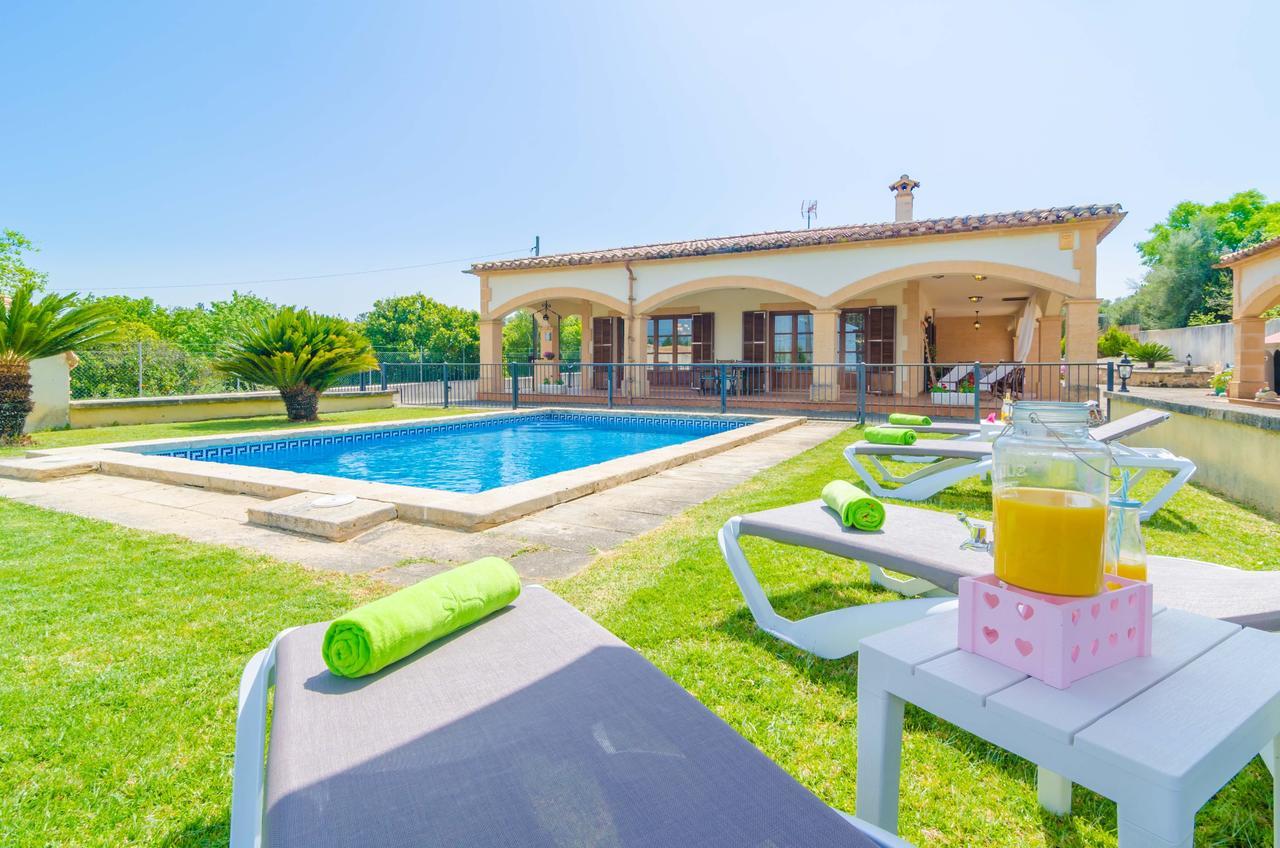 Ses Covetes Villa Petra  Exterior photo